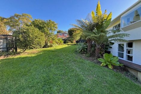 Photo of property in 15 Hague Place, Birkenhead, Auckland, 0626
