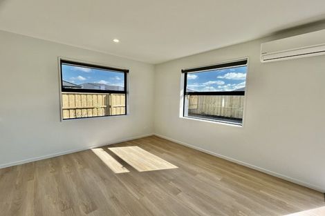 Photo of property in 21 Longore Way, Rolleston, 7614