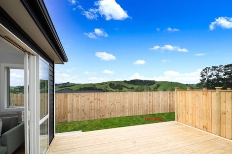Photo of property in 17 Minerva Avenue, Helensville, 0800
