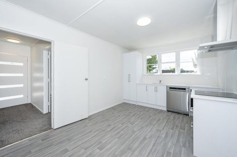 Photo of property in 494 Swanson Road, Ranui, Auckland, 0612