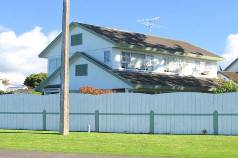 Photo of property in 4a Milton Road, Orewa, 0931