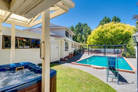 Photo of property in 90 Simla Avenue, Havelock North, 4130