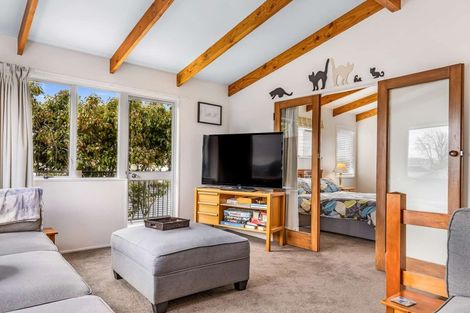 Photo of property in 3a Wharewaka Road, Wharewaka, Taupo, 3330
