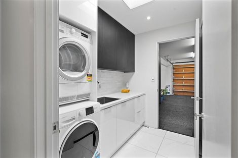 Photo of property in 2 Mersham Drive, Prebbleton, 7604