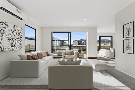 Photo of property in 20 Taikura Avenue, Red Beach, 0932