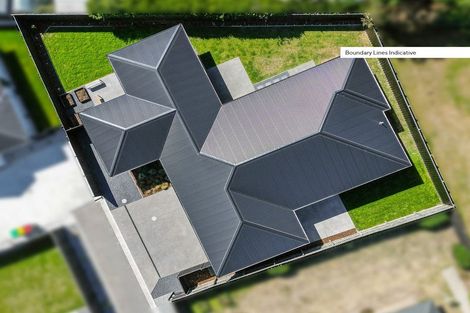 Photo of property in 7 Clonbunny Close, Rolleston, 7614