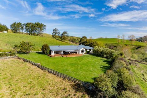 Photo of property in 30 Waipuka Road, Waimarama, Havelock North, 4294