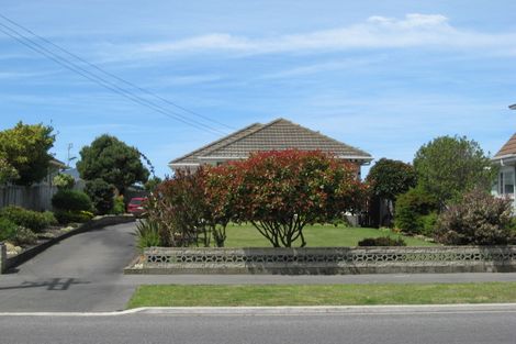 Photo of property in 1/207 Estuary Road, South New Brighton, Christchurch, 8062