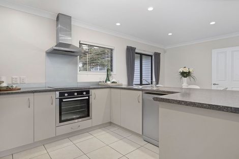 Photo of property in 316a Main Road, Tawa, Wellington, 5028