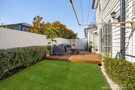Photo of property in 1/26 Devon Street, Sydenham, Christchurch, 8023