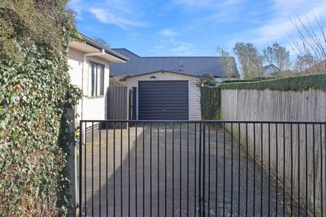 Photo of property in 74 Aorangi Road, Bryndwr, Christchurch, 8053