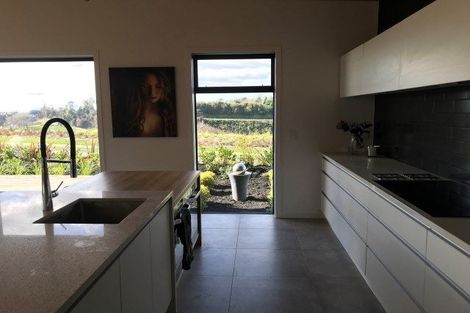 Photo of property in 106 Puhirake Crescent, Pyes Pa, Tauranga, 3112