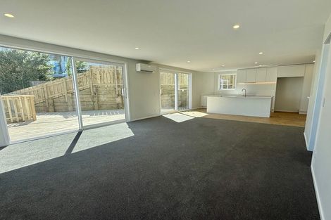 Photo of property in 23 Mana View Road, Paremata, Porirua, 5026