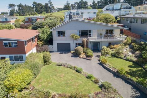 Photo of property in 28 Sutcliffe Street, Saint Clair, Dunedin, 9012