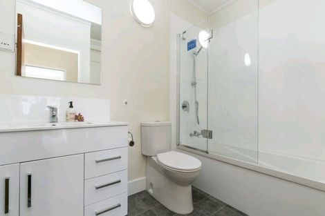 Photo of property in Hobson Court Flats, 13/70u Hobson Street, Thorndon, Wellington, 6011