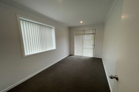 Photo of property in 1/44 Carlos Drive, Flat Bush, Auckland, 2016