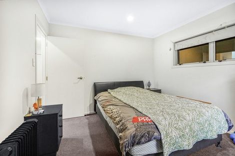 Photo of property in 50u4 Banbury Crescent, Fairfield, Hamilton, 3214