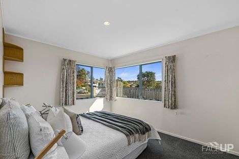 Photo of property in 1b Picasso Drive, West Harbour, Auckland, 0618