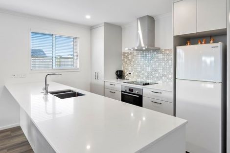 Photo of property in 4 Piripono Crescent, Pukekohe, 2120