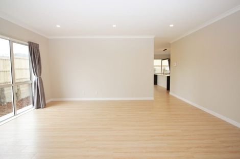 Photo of property in 1 Piccolo Court, Kumeu, 0810