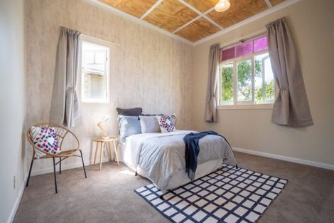 Photo of property in 32 Marne Street, Hokowhitu, Palmerston North, 4410