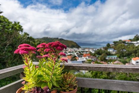 Photo of property in 54a Severn Street, Island Bay, Wellington, 6023