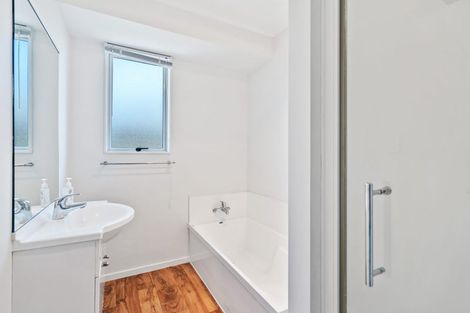 Photo of property in 10 Lowburn Avenue, Waipu, 0510