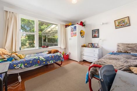Photo of property in 45f1- Dowling Grove, Silverstream, Upper Hutt, 5019