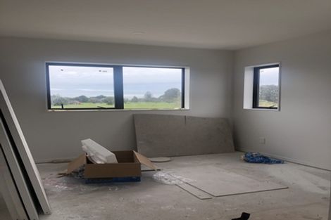 Photo of property in 141 Grove Road, Papakura, 2110