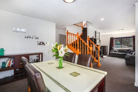 Photo of property in 9 Seagull Place, Whitby, Porirua, 5024