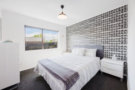 Photo of property in 2 Willow Grove, Waipukurau, 4200