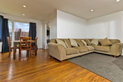 Photo of property in 23a Statesman Street, Henderson, Auckland, 0612