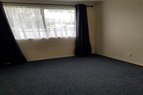 Photo of property in 2/24 Station Road, Takanini, 2112