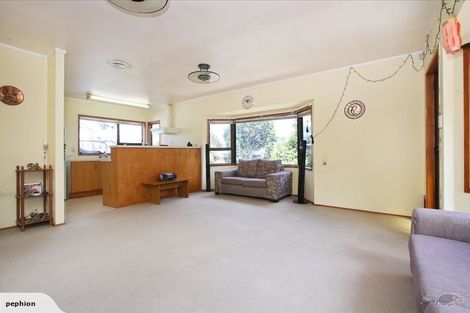 Photo of property in 4/20 Reid Road, New Lynn, Auckland, 0600