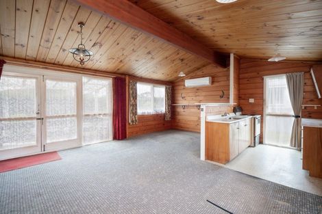 Photo of property in 203 Dunns Road, Otatara, Invercargill, 9879