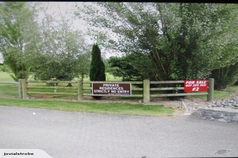 Photo of property in 2 Joshua Place, Helensburgh, Dunedin, 9010