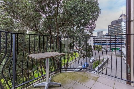 Photo of property in 23 Emily Place, Bellevue, Tauranga, 3110