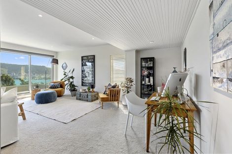 Photo of property in Beauport Apartments, 30u2 The Crescent, Roseneath, Wellington, 6011