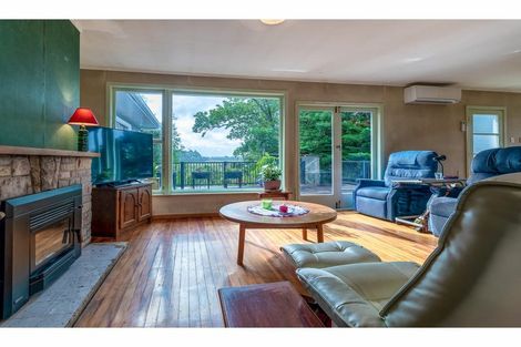 Photo of property in 42 Lowtherhurst Road, Massey, Auckland, 0614