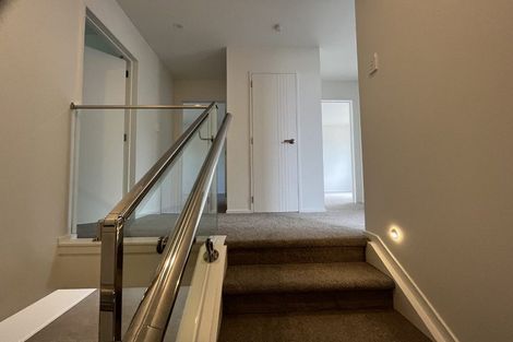 Photo of property in 4/116 Colwill Road, Massey, Auckland, 0614