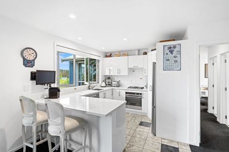 Photo of property in 208 Park Avenue, Waitarere Beach, Levin, 5510