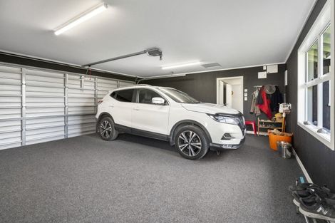 Photo of property in 172 Hendersons Line, Kelvin Grove, Palmerston North, 4470