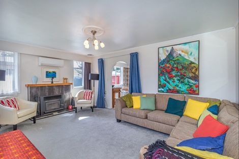 Photo of property in 20 Duke Street, Levin, 5510