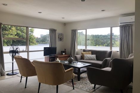 Photo of property in 73 Spinella Drive, Bayview, Auckland, 0629