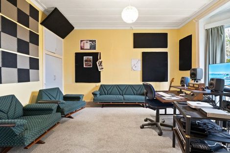 Photo of property in 108 Eglinton Road, Mornington, Dunedin, 9011