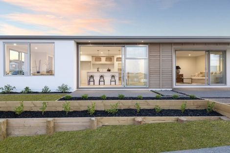 Photo of property in 15 Kiritiana Close, Pyes Pa, Tauranga, 3112