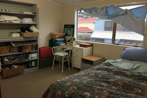 Photo of property in 30f2 Lyall Parade, Lyall Bay, Wellington, 6022