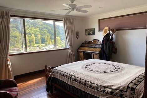 Photo of property in 139 Cleveland Terrace, Maitai, Nelson, 7010