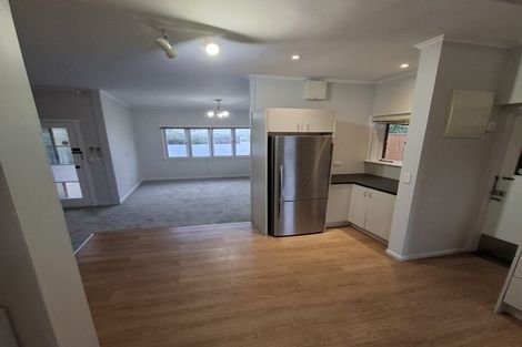 Photo of property in 1/157 Onewa Road, Birkenhead, Auckland, 0626