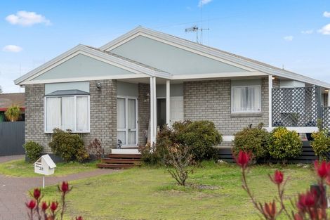Photo of property in 28 Balmacewen Place, Mount Maunganui, 3116